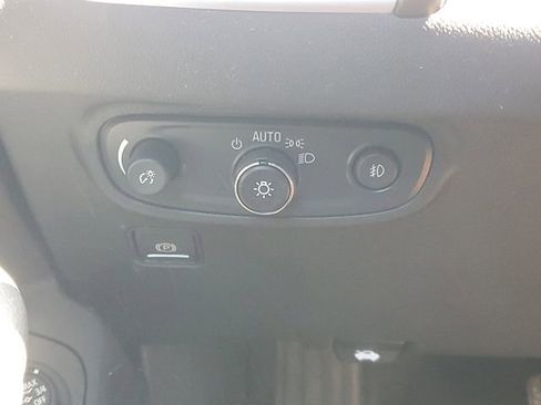 Certified 2024 GMC Terrain SLT w/ Elevation Edition AWD/4WD image 20