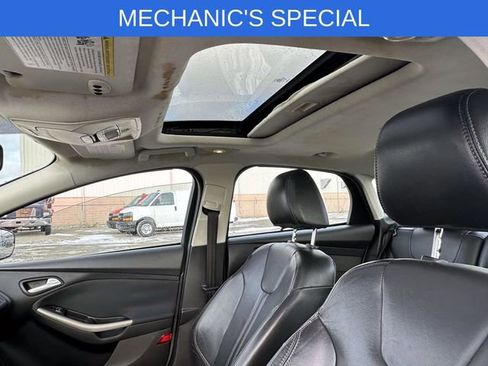 Used 2012 Ford Focus SEL image 17