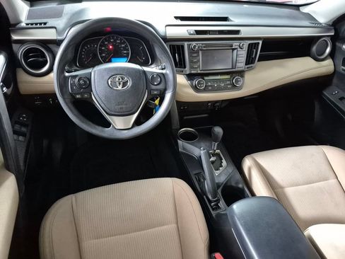 Used 2015 Toyota RAV4 XLE FWD image 10