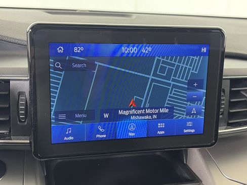 Used 2022 Ford Explorer XLT w/ Equipment Group 202A image 21