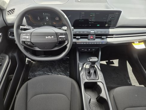 Used 2026 Kia K4 FWD image 11