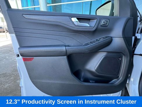 New 2025 Ford Escape SE w/ PHEV Premium Package image 14