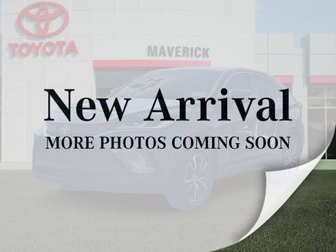 Used 2024 Toyota Venza LE AWD/4WD image 1