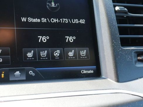 Used 2013 Lincoln MKS FWD image 6