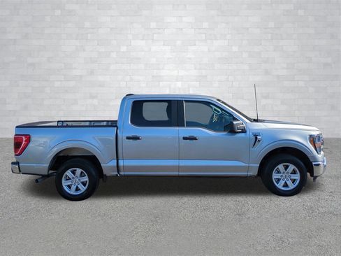 Used 2023 Ford F150 XLT image 3