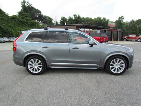 Used 2017 Volvo XC90 T6 Inscription w/ Vision Package AWD/4WD image 8