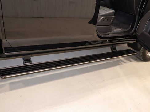 Used 2025 Chevrolet Silverado 2500 LTZ w/ LTZ Premium Package image 46