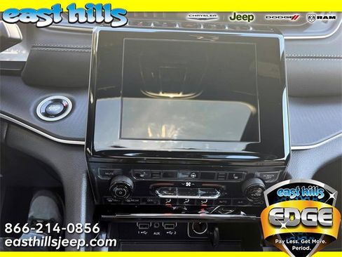 New 2025 Jeep Grand Cherokee L Altitude image 8