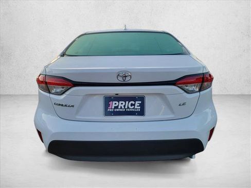 Used 2025 Toyota Corolla LE image 6