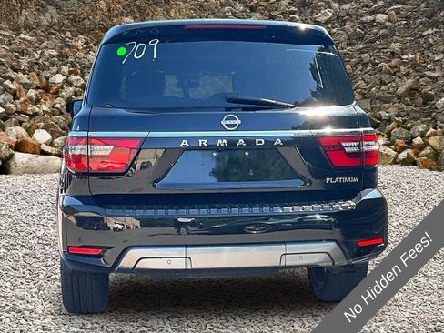 Used 2021 Nissan Armada Platinum w/ Captain's Chairs Package RWD image 4