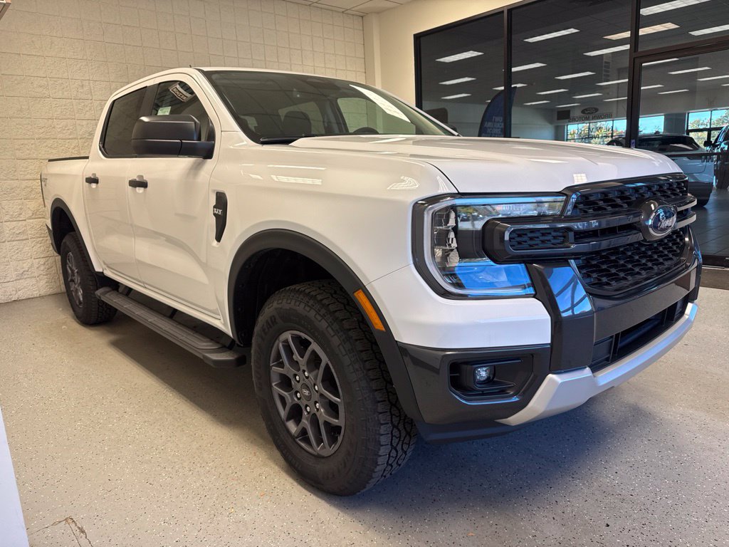 New 2025 Ford Ranger XLT w/ Equipment Group 301A High AWD/4WD image 2