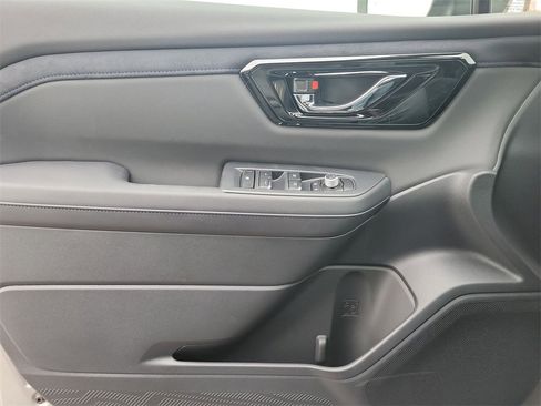 New 2025 Subaru Forester Limited image 15