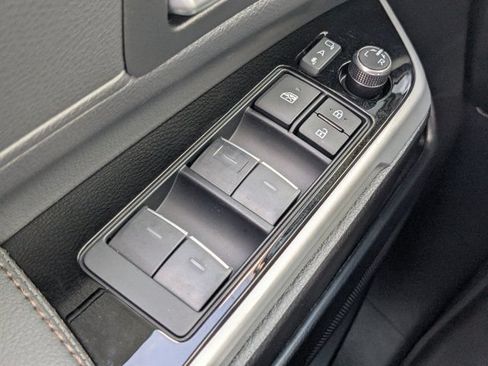 New 2026 Toyota Sienna Limited FWD image 22
