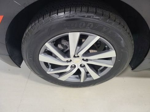Used 2022 Chevrolet Equinox LT FWD image 37