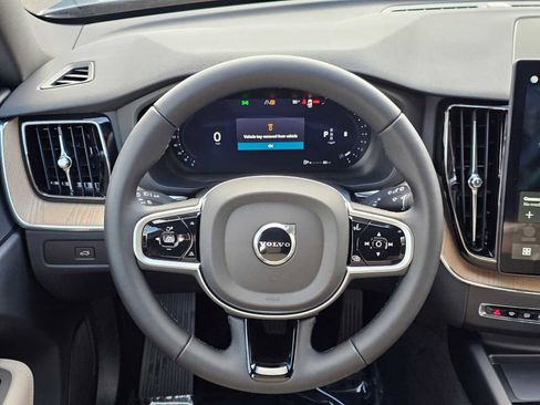 New 2026 Volvo XC60 B5 Plus w/ Protection Package Premier image 23