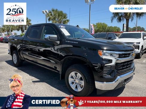 Used 2025 Chevrolet Silverado 1500 LT AWD/4WD image 9
