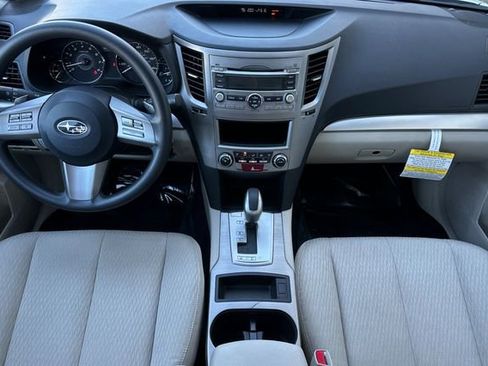 Used 2011 Subaru Outback 2.5i AWD/4WD image 14