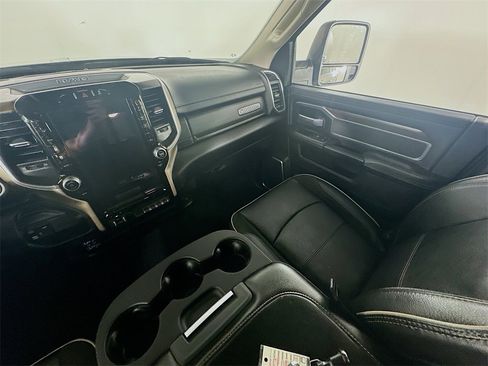 Used 2024 RAM 2500 Laramie image 11
