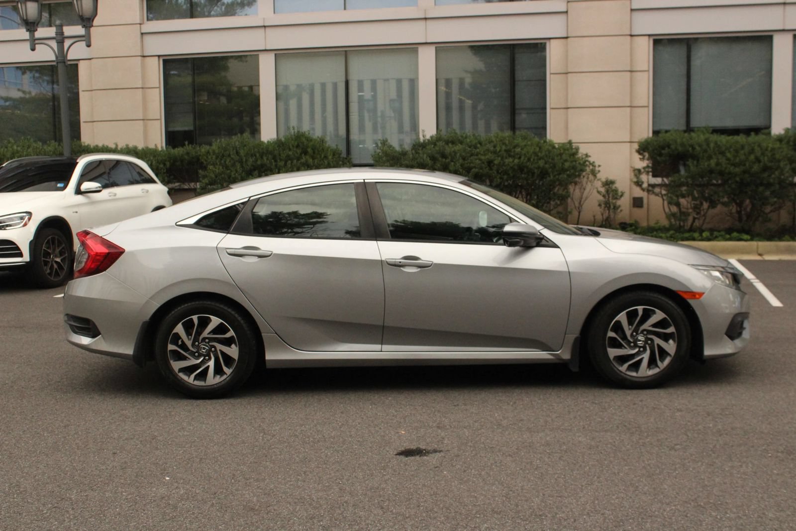 Used 2016 Honda Civic EX image 6