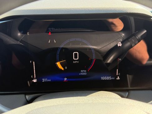 Used 2025 Chevrolet TrailBlazer LT image 40