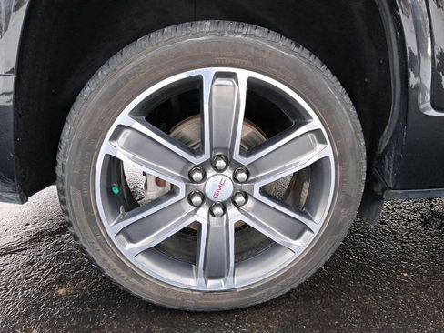 Used 2018 GMC Acadia Denali image 8