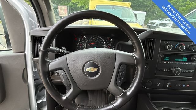 Used 2023 Chevrolet Express 3500 w/ Power Convenience Package RWD image 16