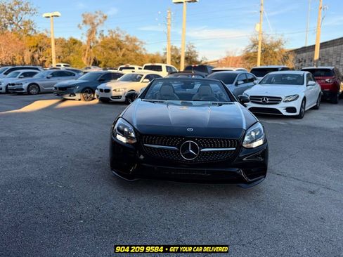 Used 2018 Mercedes-Benz SLC 300 image 10