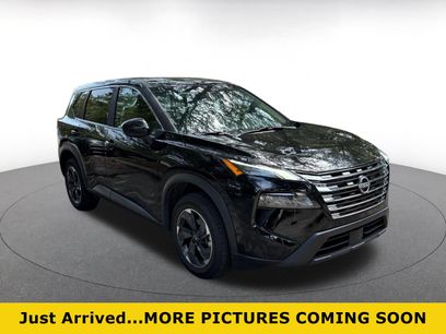 Used 2025 Nissan Rogue SV