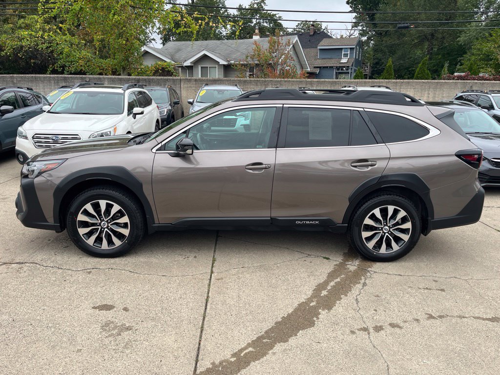 Certified 2024 Subaru Outback Limited AWD/4WD image 7