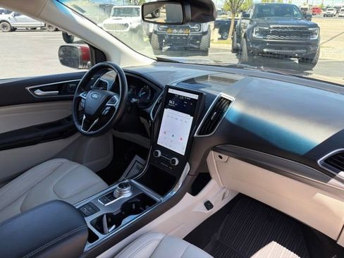 Used 2022 Ford Edge Titanium AWD/4WD image 30