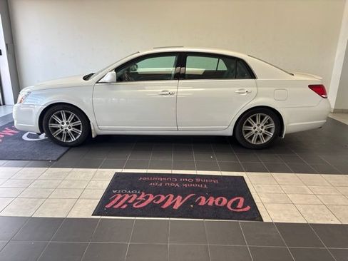 Used 2007 Toyota Avalon XL FWD image 1