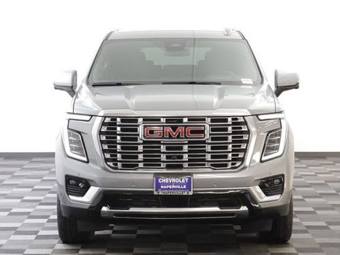 Used 2025 GMC Yukon XL Denali AWD/4WD image 25
