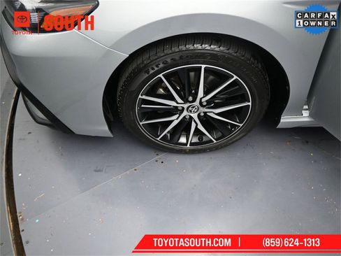 Used 2023 Toyota Camry SE image 40