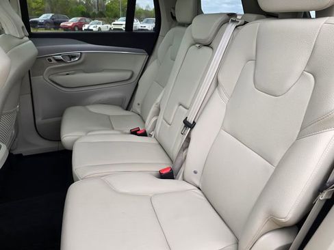 Used 2023 Volvo XC90 B5 Core w/ Protection Package Premier AWD/4WD image 19