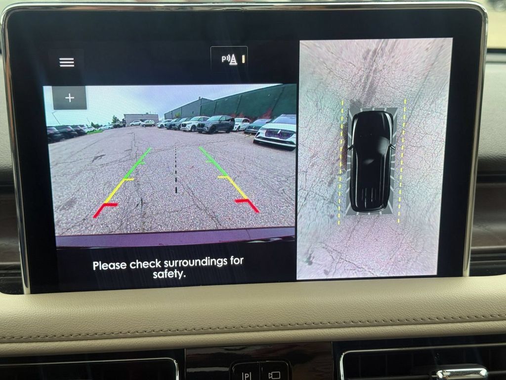 Certified 2024 Lincoln Aviator Reserve w/ Equipment Group 201A AWD/4WD image 26
