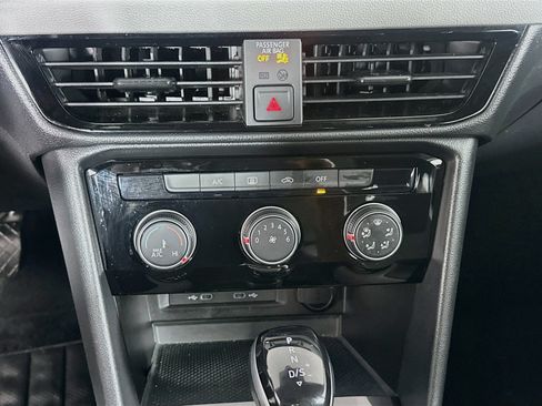 Used 2024 Volkswagen Taos S FWD image 23