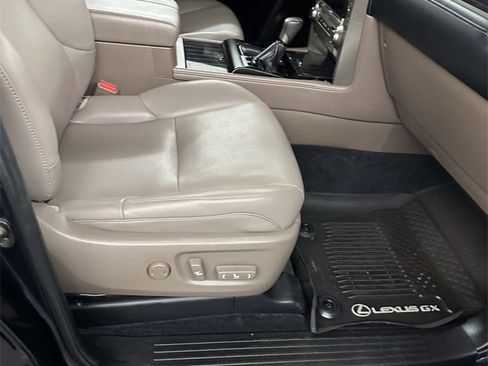 Used 2021 Lexus GX 460 Premium image 48