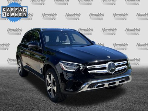 Used 2022 Mercedes-Benz GLC 300 4MATIC image 2