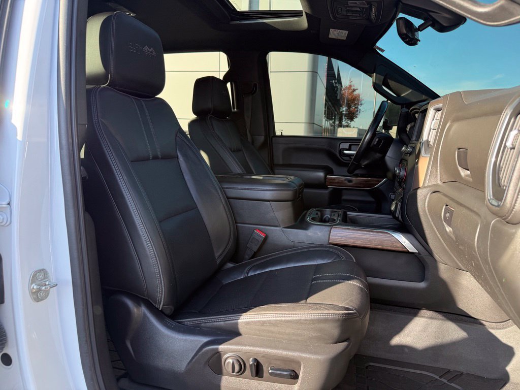 Used 2020 Chevrolet Silverado 3500 High Country w/ Z71 Off-Road Package AWD/4WD image 18