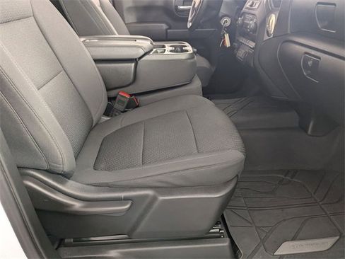 Used 2023 Chevrolet Silverado 2500 Custom w/ Custom Value Package image 28