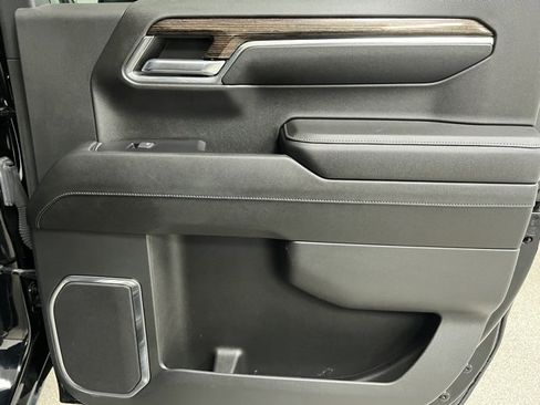 Used 2023 GMC Sierra 1500 Elevation image 36