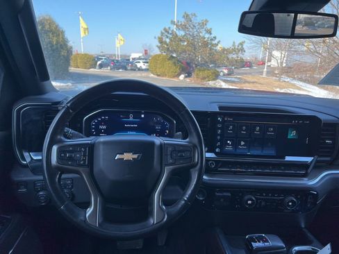 Used 2022 Chevrolet Silverado 1500 High Country image 24