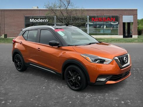 Certified 2020 Nissan Kicks SR w/ SR Premium Package FWD image 5
