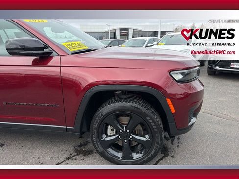 Used 2023 Jeep Grand Cherokee L Laredo AWD/4WD image 15