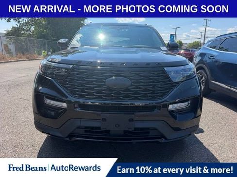 Used 2023 Ford Explorer ST-Line w/ Class IV Trailer Tow Package AWD/4WD image 2