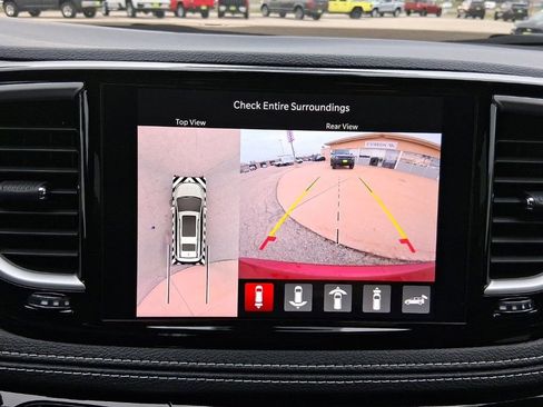 New 2026 Chrysler Pacifica Select image 36