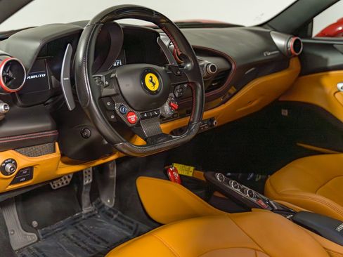 Used 2020 Ferrari F8 Tributo image 19