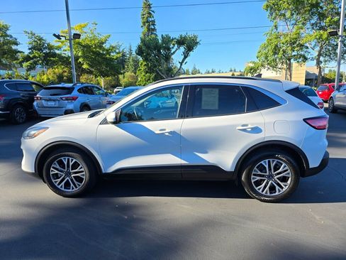 Used 2021 Ford Escape SEL w/ Technology Package image 16