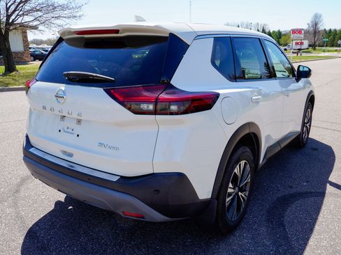 Used 2021 Nissan Rogue SV AWD/4WD image 3
