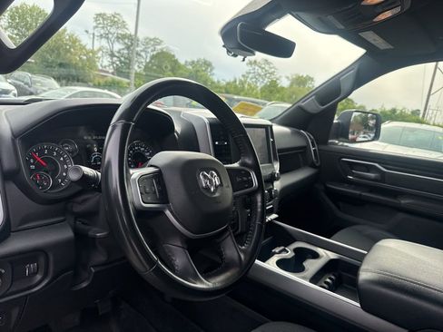 Used 2022 RAM 1500 Big Horn AWD/4WD image 17